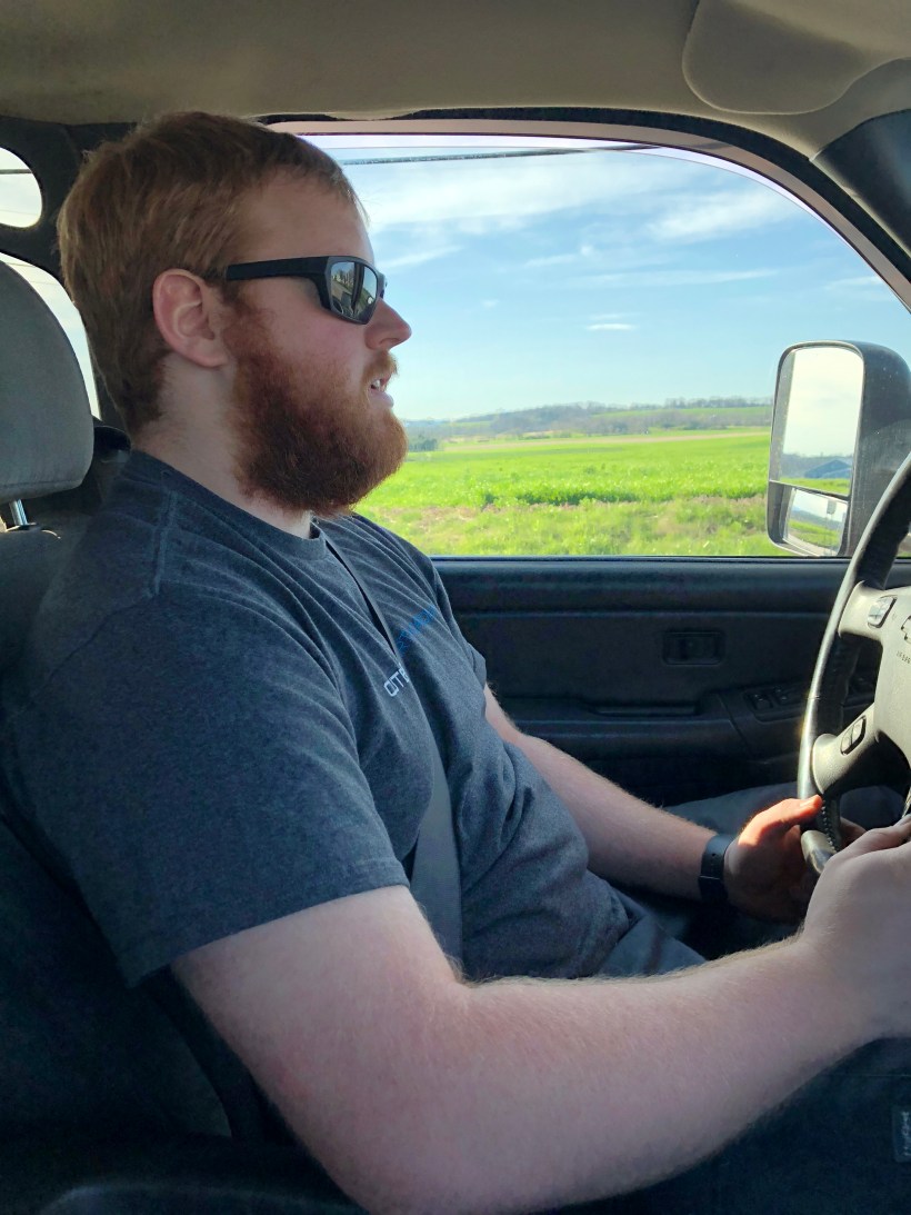 EF62C6A7-3953-4F47-BC8C-7BAF3116F6A4